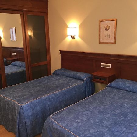 Hostal Tio Pepe II Bembibre  Rom bilde