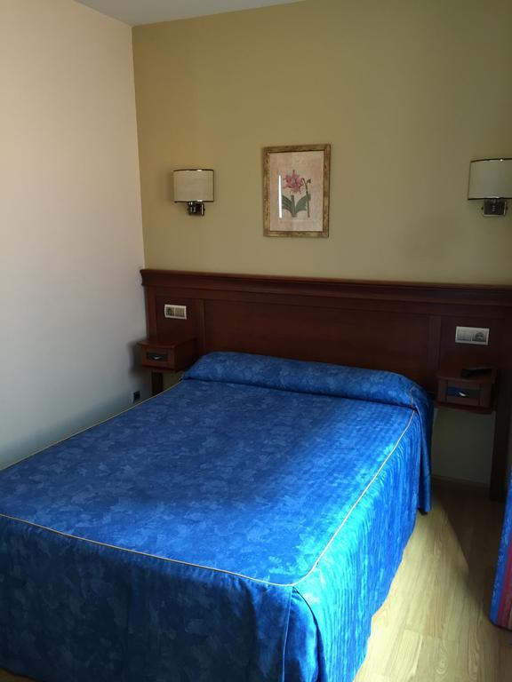 Hostal Tio Pepe II Bembibre  Rom bilde