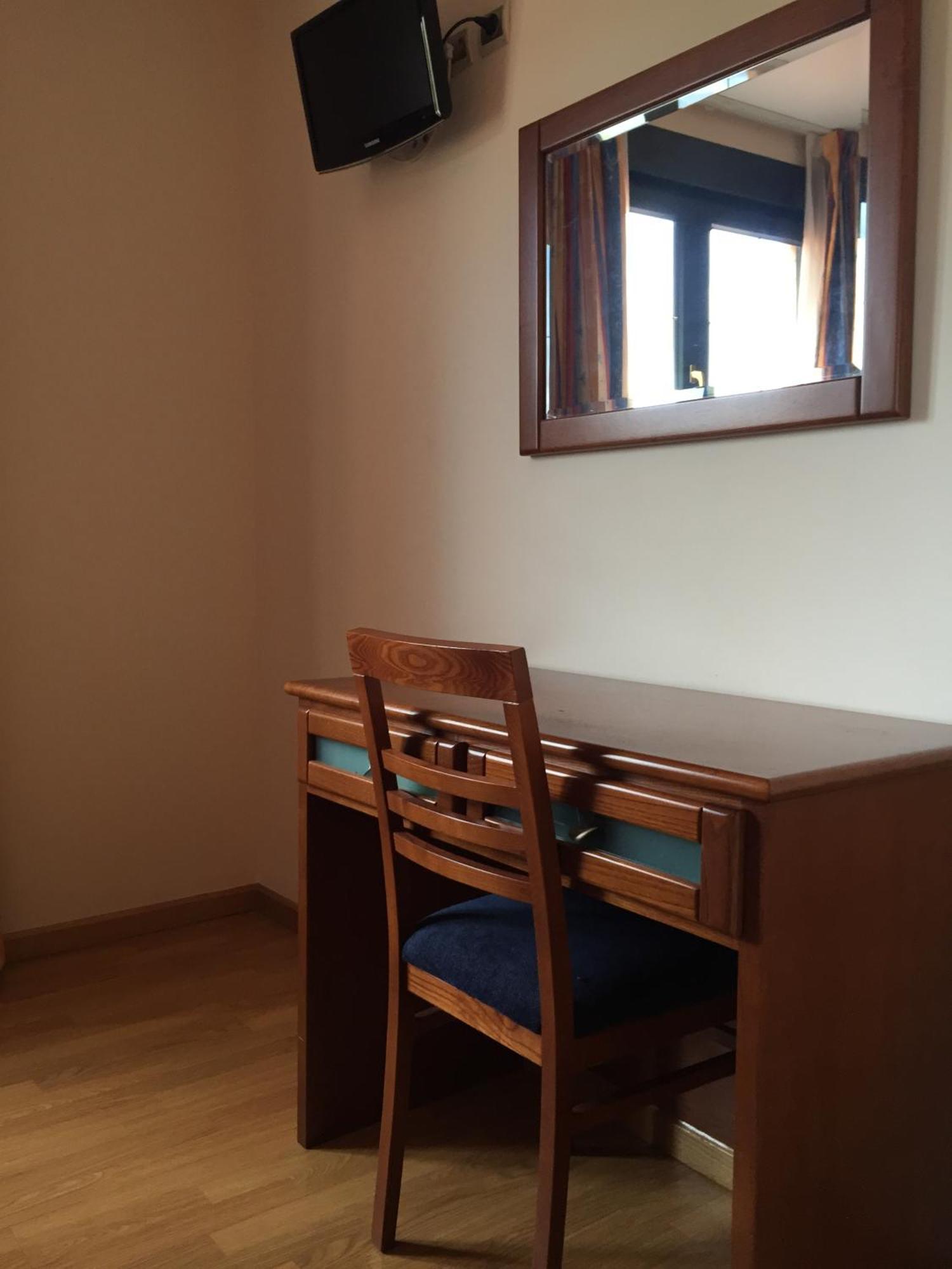 Hostal Tio Pepe II Bembibre  Rom bilde