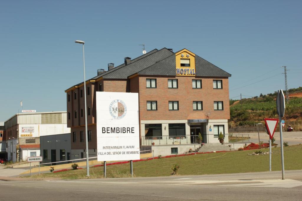 Hostal Tio Pepe II Bembibre  Eksteriør bilde